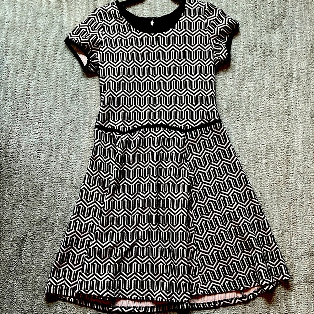 Black and tan geometric dress